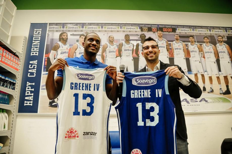 Happy Casa Brindisi, ecco Greene IV: 'Giocare i playoff di LBA è una grande opportunità'