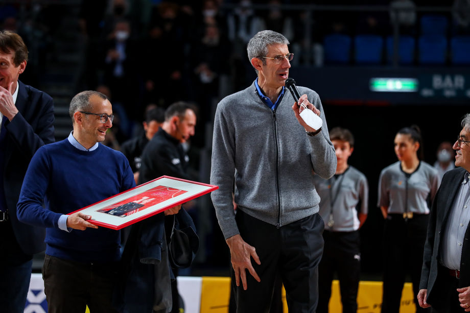 Il presidente Costa elogia la Carpegna Prosciutto Pesaro: “Da tempo giochiamo una bella pallacanestro: un grande plauso a coach Banchi”