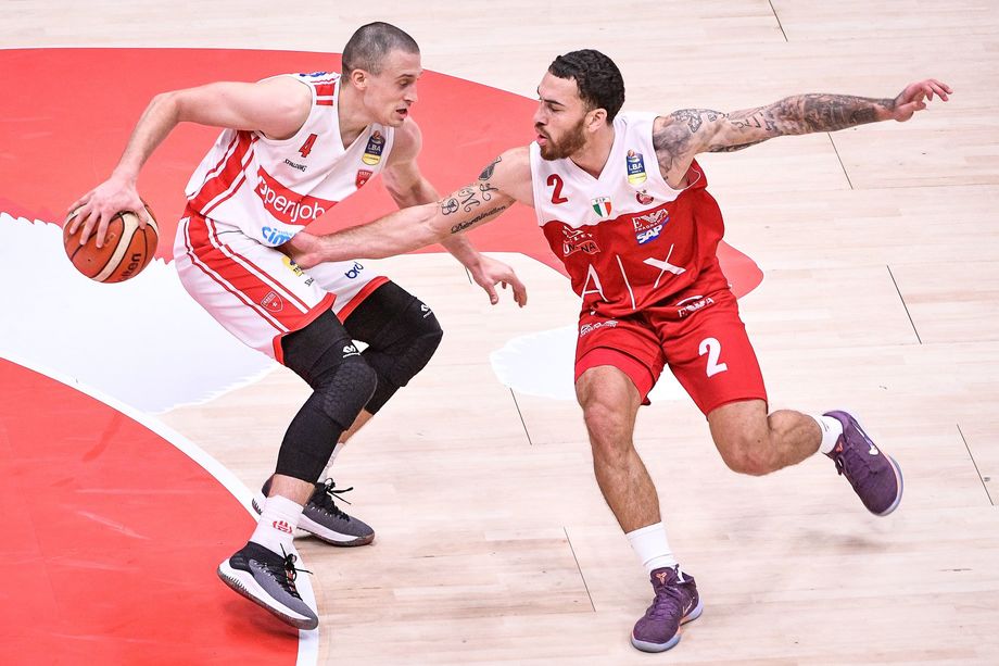 Su Eurosport si festeggia oggi il 'Basket Day': a Natale in onda il grande basket italiano con sei ore non stop e 3 gare in diretta