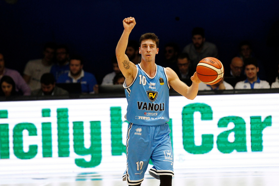 Michele Ruzzier è il nuovo playmaker dell'Openjobmetis Varese