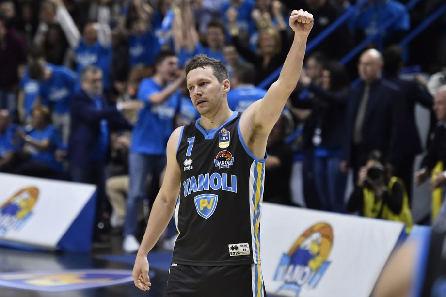 Vanoli, per Diener le 5 triple in gara1 con Trieste sono record personale nella postseason: ne aveva segnate 4 in gara3 dei quarti con Bologna nel 2012