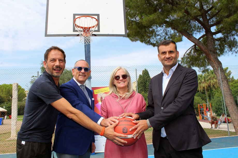 Il Presidente Bianchi e il Sindaco Decaro inaugurano il playground di Parco 2 giugno a Bari