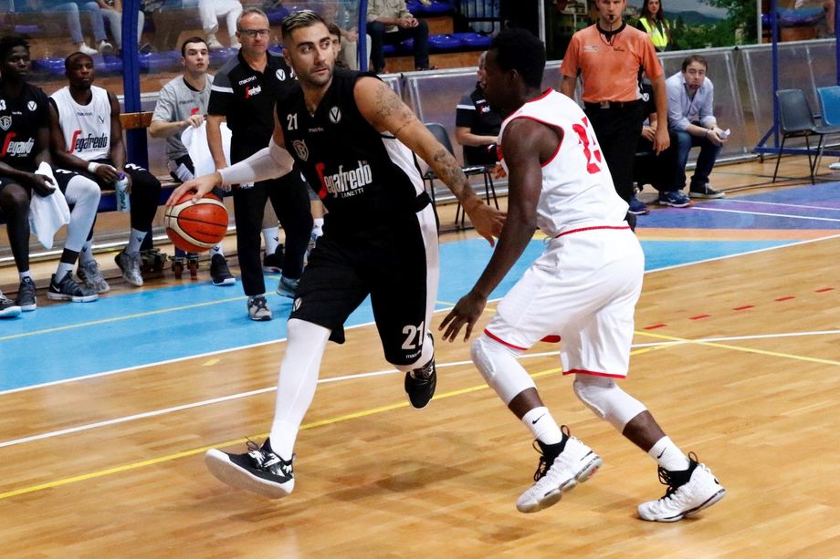 A Cividale l'Openjobmetis Varese batte in finale la Segafredo Bologna